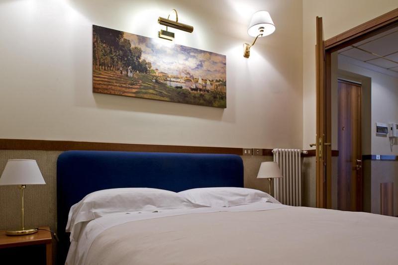 Cerva Fashion District Apartment Milano Exteriör bild